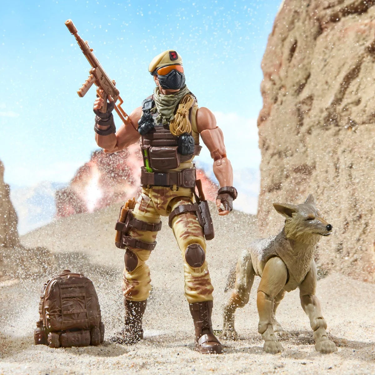 G.I. Joe Classified Series #217 Dusty & Coyote Sandstorm 6-Inch Action Figure and Pet