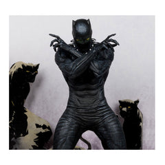 Marvel Wave 4 Black Panther Marvel Knights #4 1:10 Scale Posed Figure with Scene