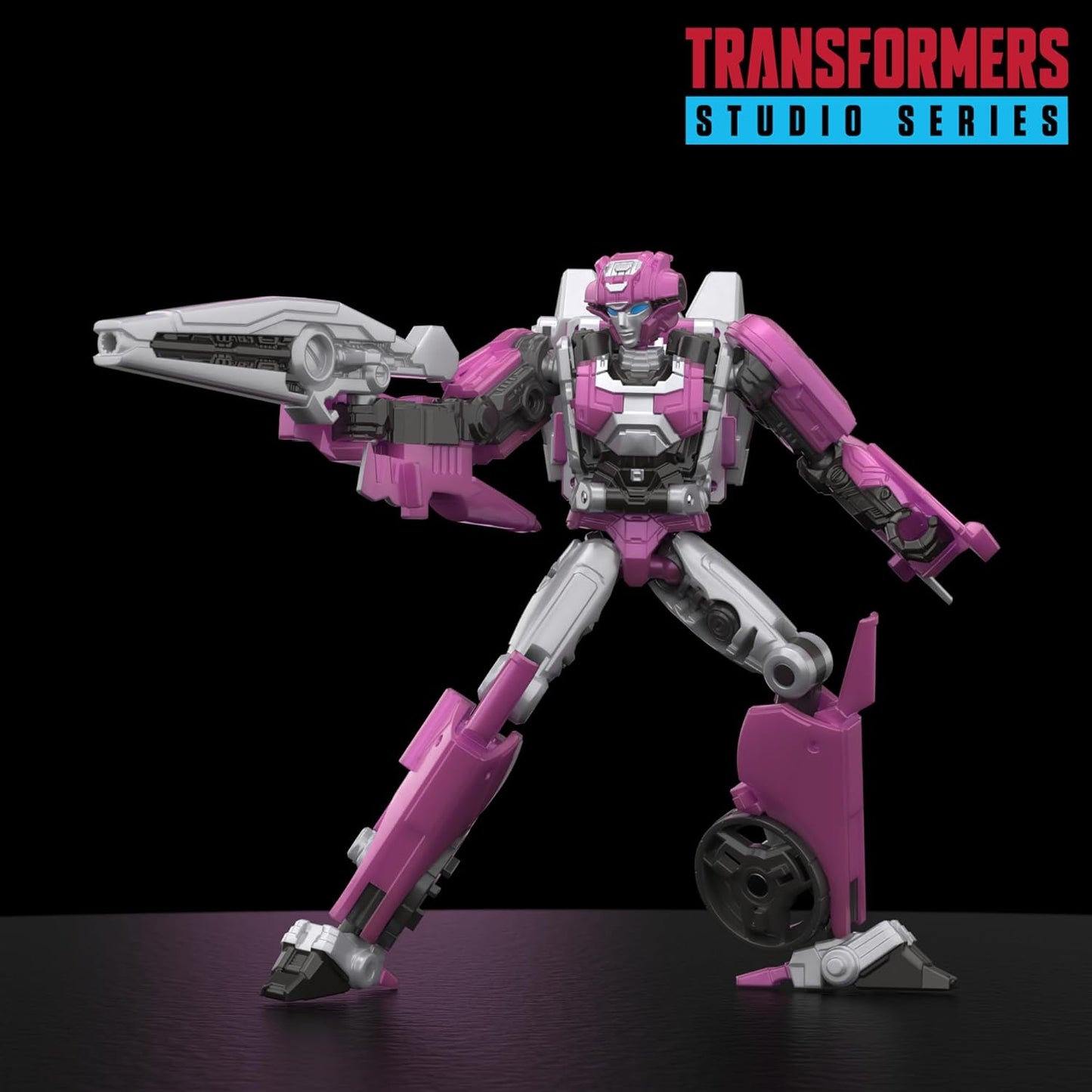 Transformers Toys Studio Series Deluxe Class One Elita-1, 4.5-inch Converting Action Figure