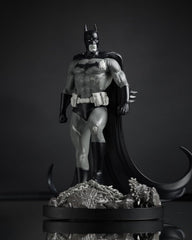 McFarlane Toys - DC Direct Batman by Bjorn Barends (Batman Black & White) 1:10 Scale Resin Statue
