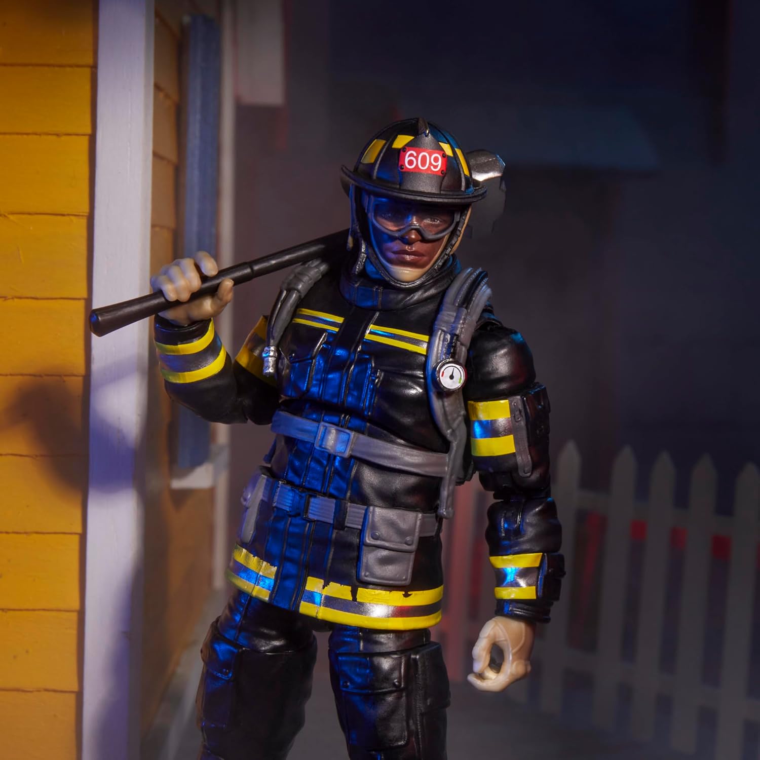 G.I. Joe Classified Series Legacy Collection - Search & Rescue Firefighter, Collectible 6 Inch Action Figure with 14 Accessories