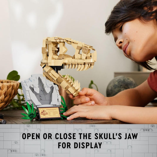 LEGO Jurassic World Dinosaur Fossils: T. rex Skull, Dino Toy