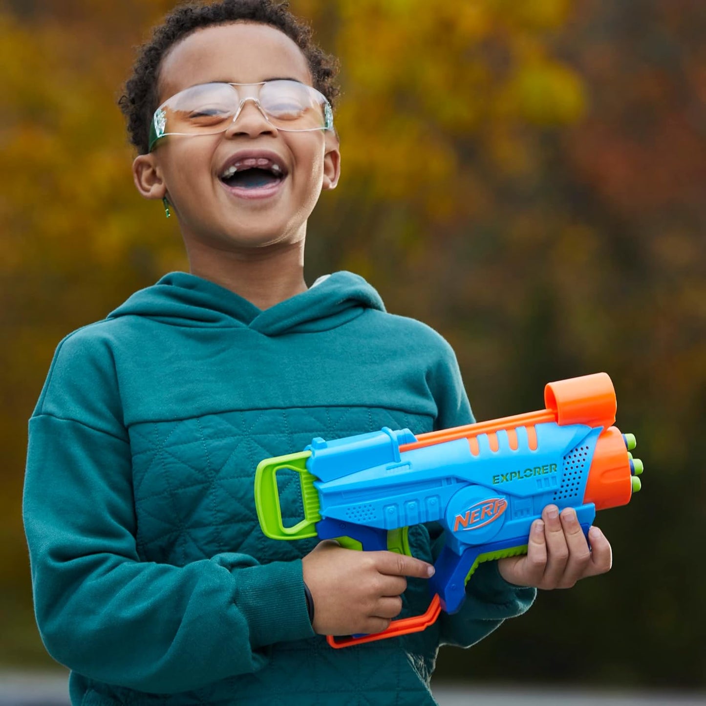 NERF Elite Junior Explorer Easy-Play Toy Foam Blaster, 8 Darts for Kids Outdoor Games, Ages 6 & Up