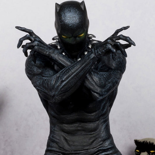 Marvel Wave 4 Black Panther Marvel Knights #4 1:10 Scale Posed Figure with Scene