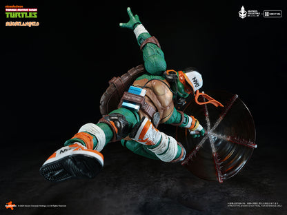 Teenage Mutant Ninja Turtles HB0105 Deluxe Ver. Michelangelo Action Figure
