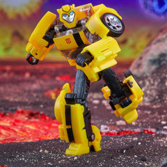 Transformers Legacy United Deluxe Class Animated Universe Bumblebee, 5.5-Inch Converting Action Figure, 8+