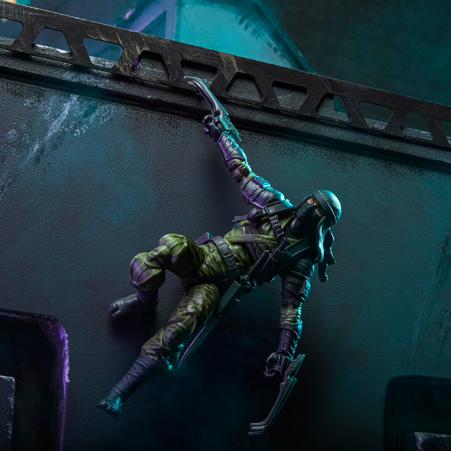 G.I. Joe Classified Series Ralph Nunchuk Badducci, Collectible G.I. Joe Action Figures, 80, 6 inch Action Figures for Boys & Girls, with 7 Accessories