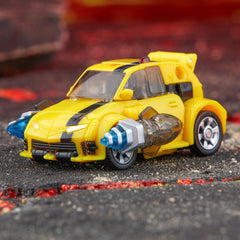 Transformers Legacy United Deluxe Class Animated Universe Bumblebee, 5.5-Inch Converting Action Figure, 8+