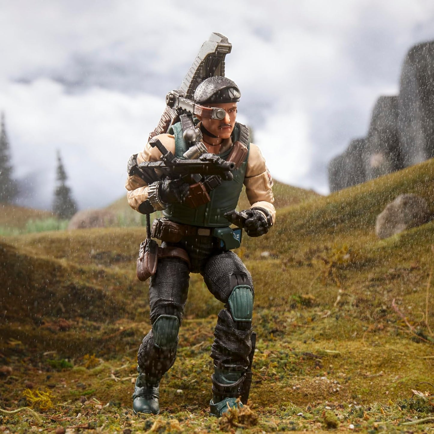 G.I. Joe Classified Series Dial-Tone, Collectible 6 Inch Action Figure with 6 Accessories