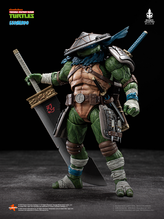 Teenage Mutant Ninja Turtles HB0103 Deluxe Ver. Leonardo Action Figure