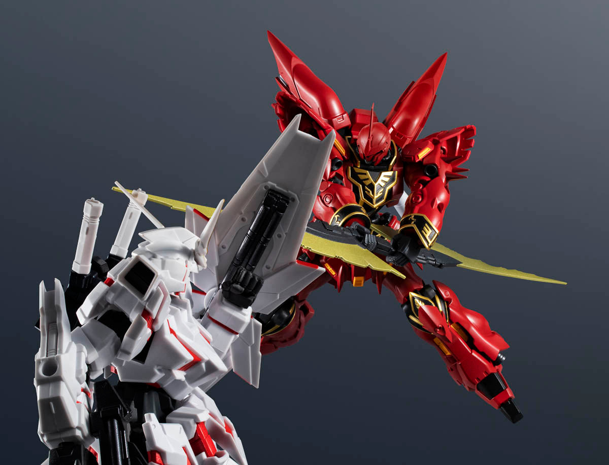 Mobile Suit Gundam Unicorn MSN-06S Sinanju Gundam Universe Action Figure