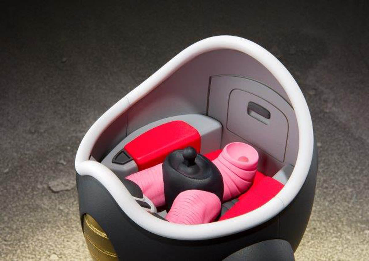 Dragon Ball Z Frieza First Form and Frieza Pod S.H.Figuarts Action Figure Set