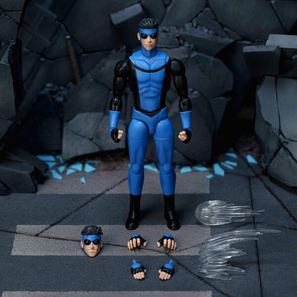 Invincible Wave 1 Invincible 6-Inch Scale Action Figure