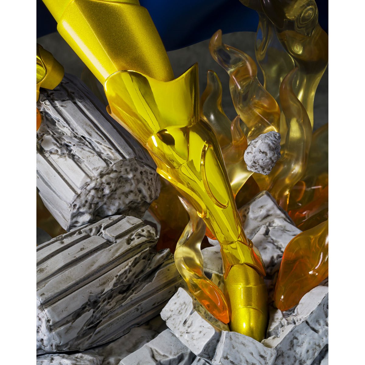 Saint Seiya Gemini Saga Touche Metallique FiguartsZERO Statue