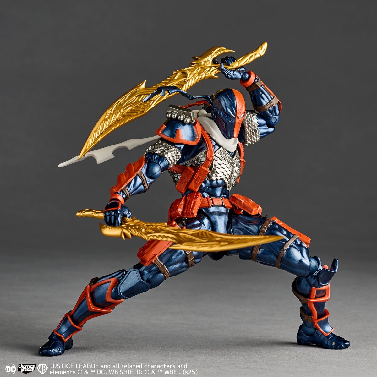 DC Comics Deathstroke Version 1.5 Revoltech Amazing Yamaguchi Action Figure