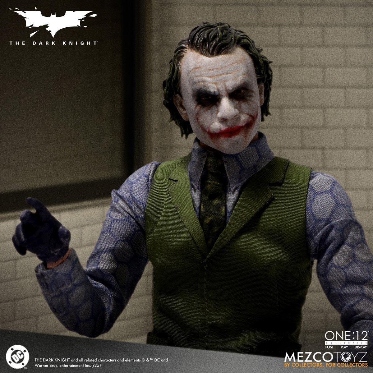 The Dark Knight Joker One:12 Collective Action Figure