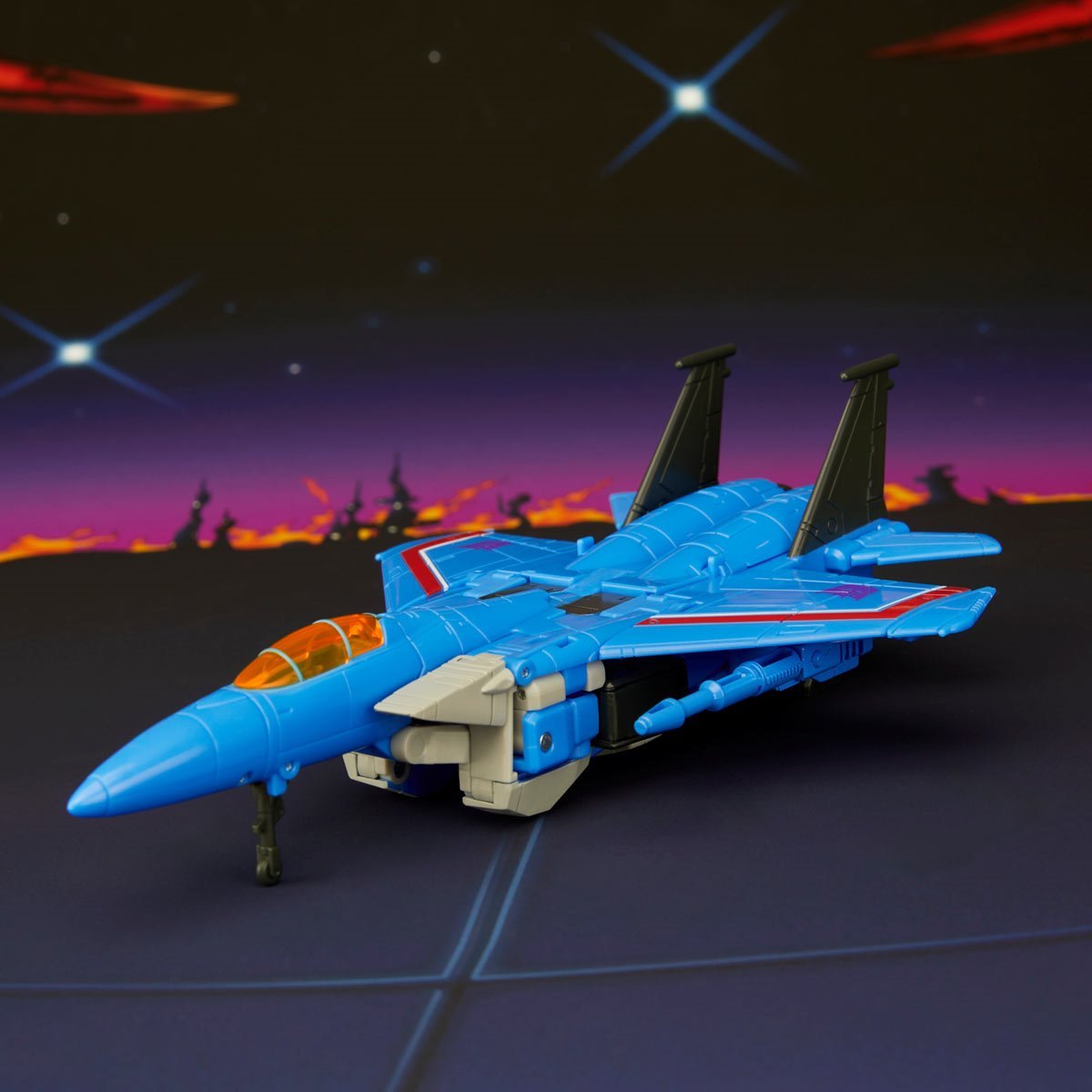 The Transformers: The Movie Studio Series Voyager Class Thundercracker
