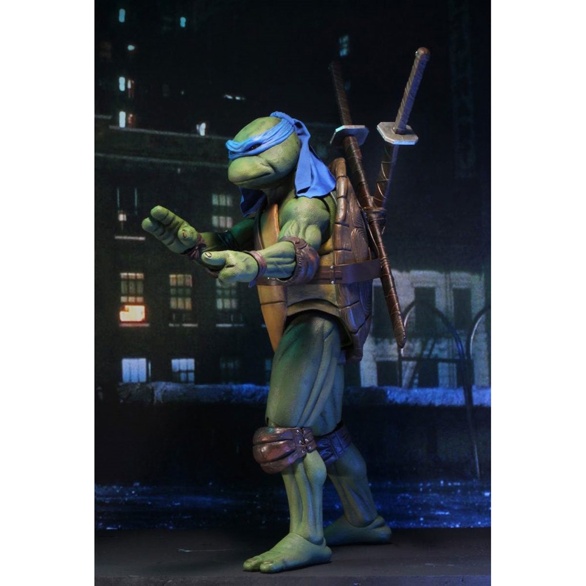 Teenage Mutant Ninja Turtles Movie 1990 Leonardo 1:4 Scale Action Figure