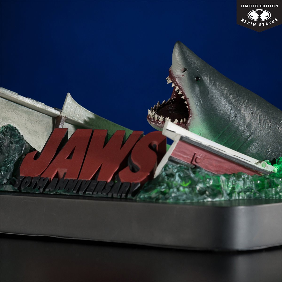 Jaws 50th Anniversary Light-Up 1:48 Scale Resin Statue