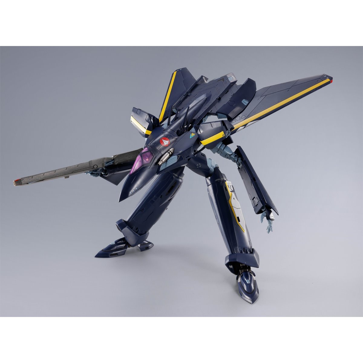 Macross 7 VF-17S Nightmare Stealth Valkyrie Gamlin Kizaki Use DX Chogokin Action Figure
