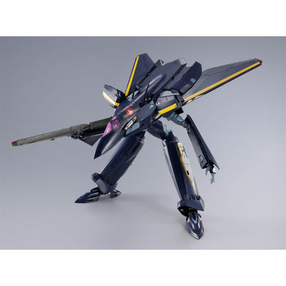 Macross 7 VF-17S Nightmare Stealth Valkyrie Gamlin Kizaki Use DX Chogokin Action Figure