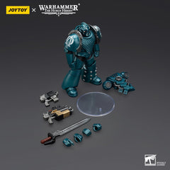 [Pre-Order] Warhammer The Horus Heresy Alpha Legion Headhunter Prime 1:18 Scale Action Figure
