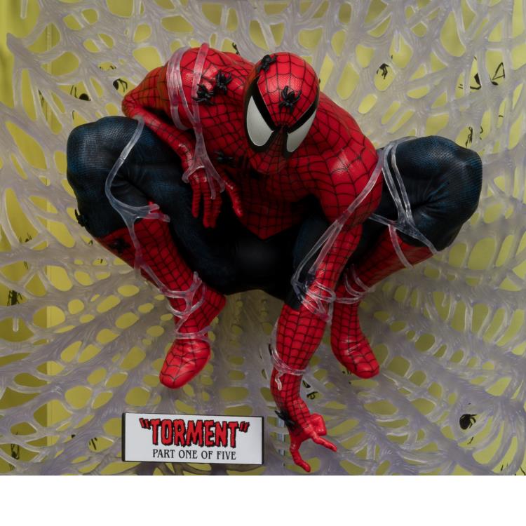 Marvel Comics Spider-Man (Spider-Man #1) 1/6 Scale Posed Figure