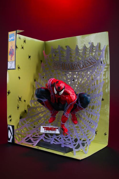 Marvel Comics Spider-Man (Spider-Man #1) 1/6 Scale Posed Figure