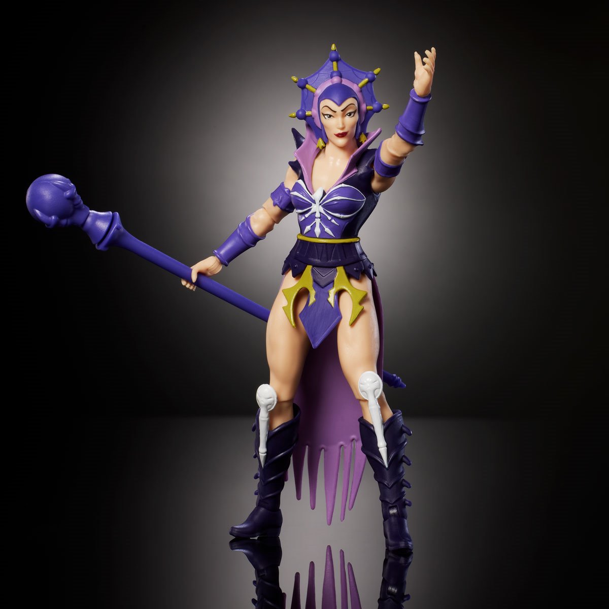Masters of the Universe Origins Wave 28 Cartoon Collection 200X Evil-Lyn Action Figure