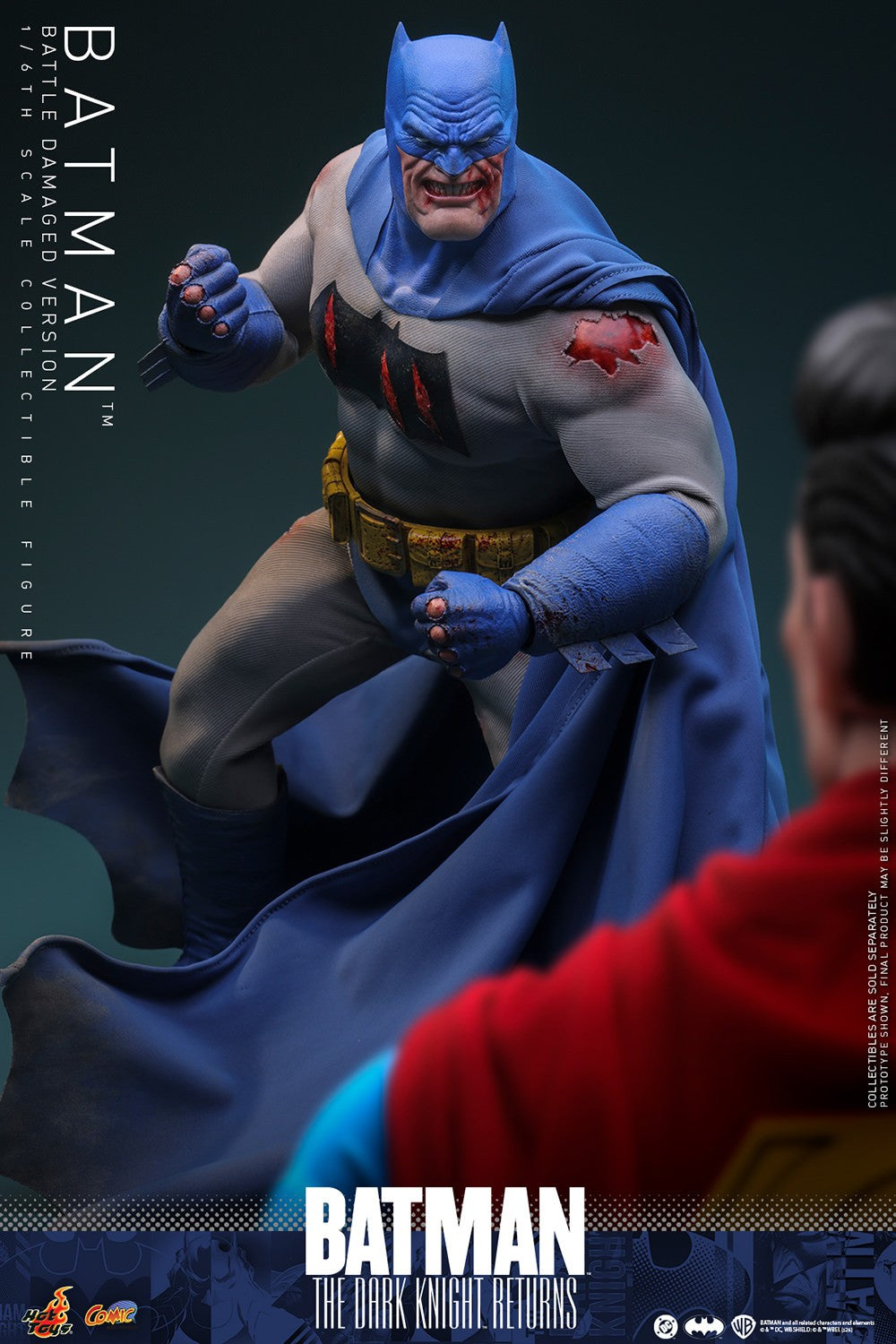 Batman: The Dark Knight Returns Batman (Battle Damaged Version) 1/6th Scale Collectible Figure