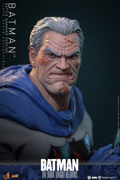 Batman: The Dark Knight Returns Batman (Battle Damaged Version) 1/6th Scale Collectible Figure
