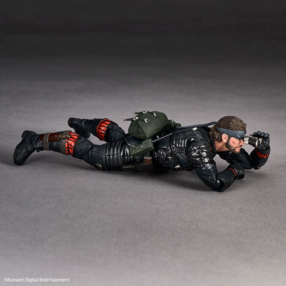 Metal Gear Solid Delta: Snake Eater Naked Snake Sneaking Suit Ver. Revoltech Amazing Yamaguchi Action Figure