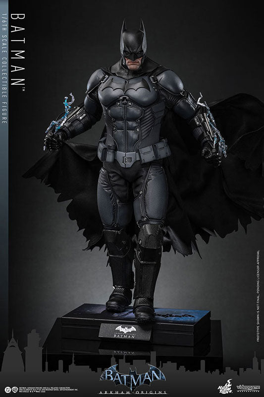 Batman: Arkham Origins Video Game Masterpiece Batman 1/6th Scale Collectible Figure