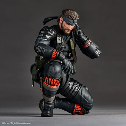 Metal Gear Solid Delta: Snake Eater Naked Snake Sneaking Suit Ver. Revoltech Amazing Yamaguchi Action Figure