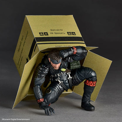 Metal Gear Solid Delta: Snake Eater Naked Snake Sneaking Suit Ver. Revoltech Amazing Yamaguchi Action Figure