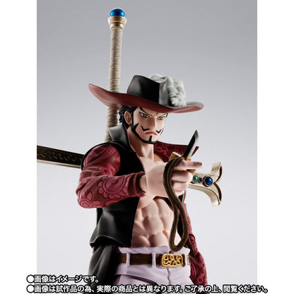 One Piece Dracule Mihawk Hawk-Eye S.H.Figuarts Exclusive Action Figure