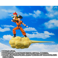 [Pre-Order] Dragon Ball Z Goku & Gohan Kid & Flying Nimbus Exclusive S.H.Figuarts Action Figure