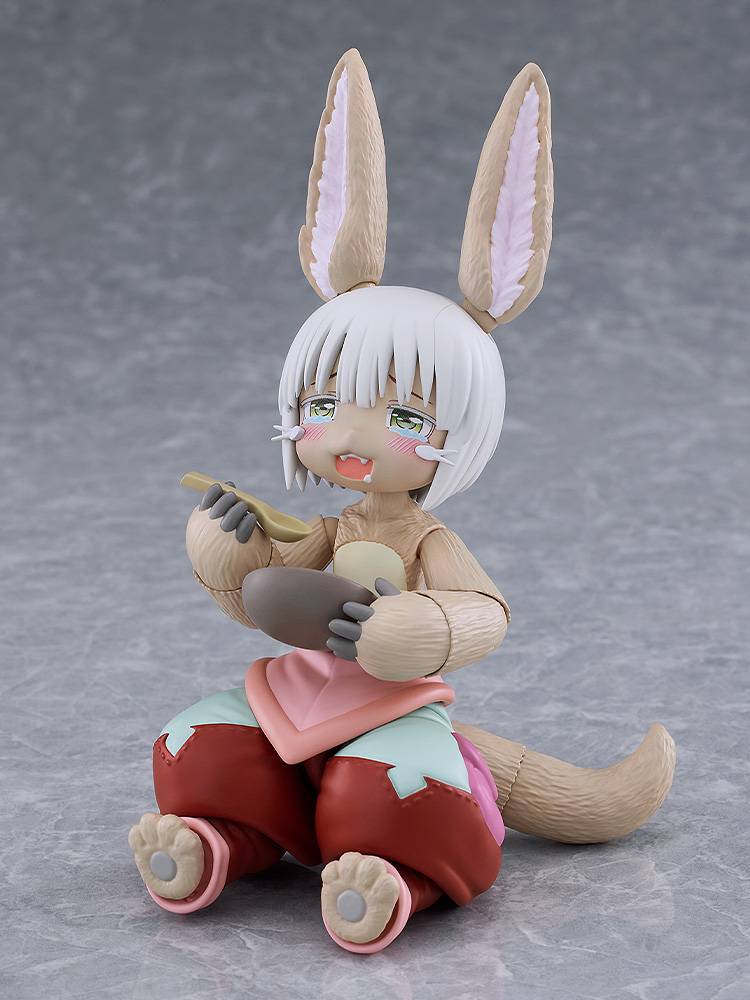 Made in Abyss: The Golden City of the Scorching Sun Nanachi Figma Action Figure