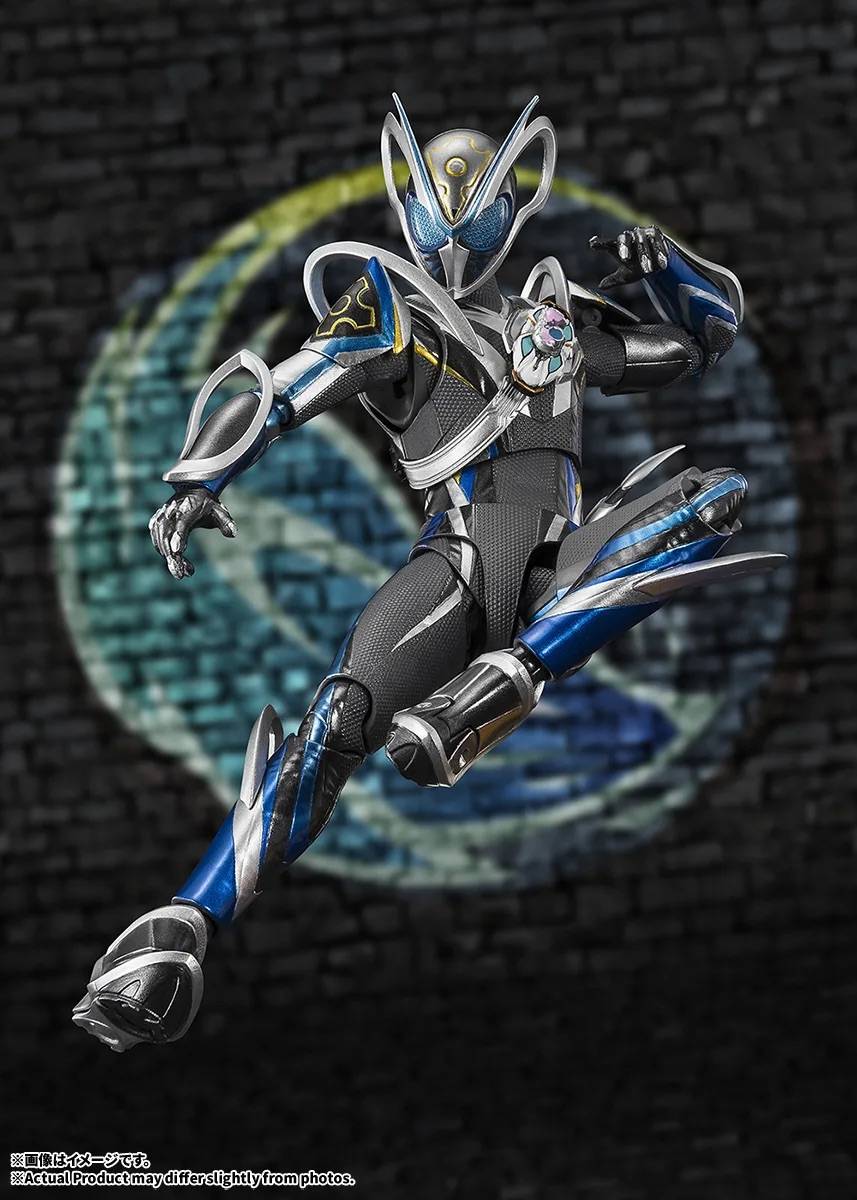 Kamen Rider My-Th S.H. Figuarts Action Figure