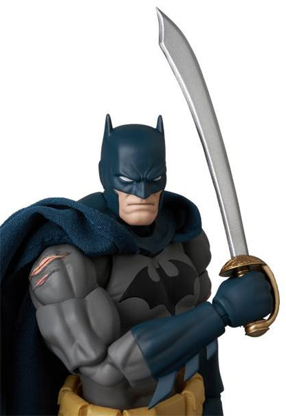 Batman Hush (Battle-Damaged Ver.) MAFEX Action Figure