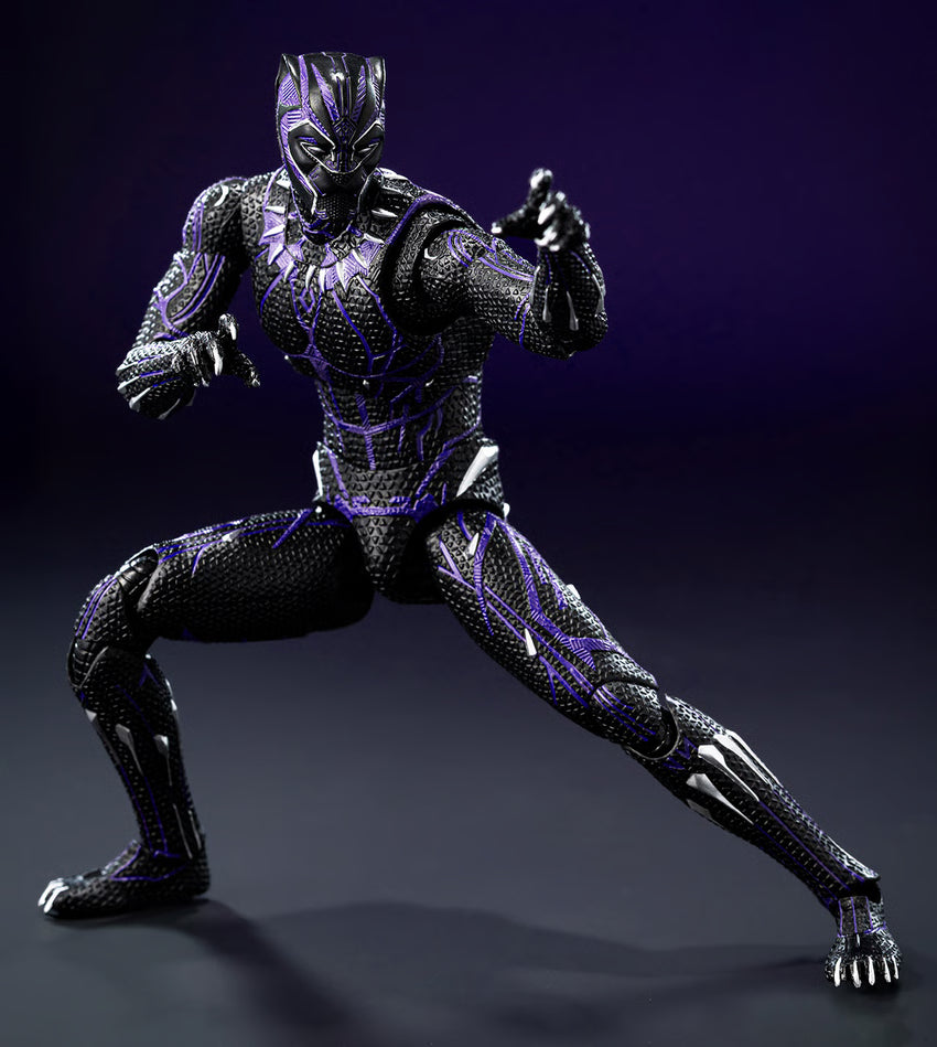 Marvel Studios: The Infinity Saga Black Panther Kinetic Energy Charged DLX Action Figure